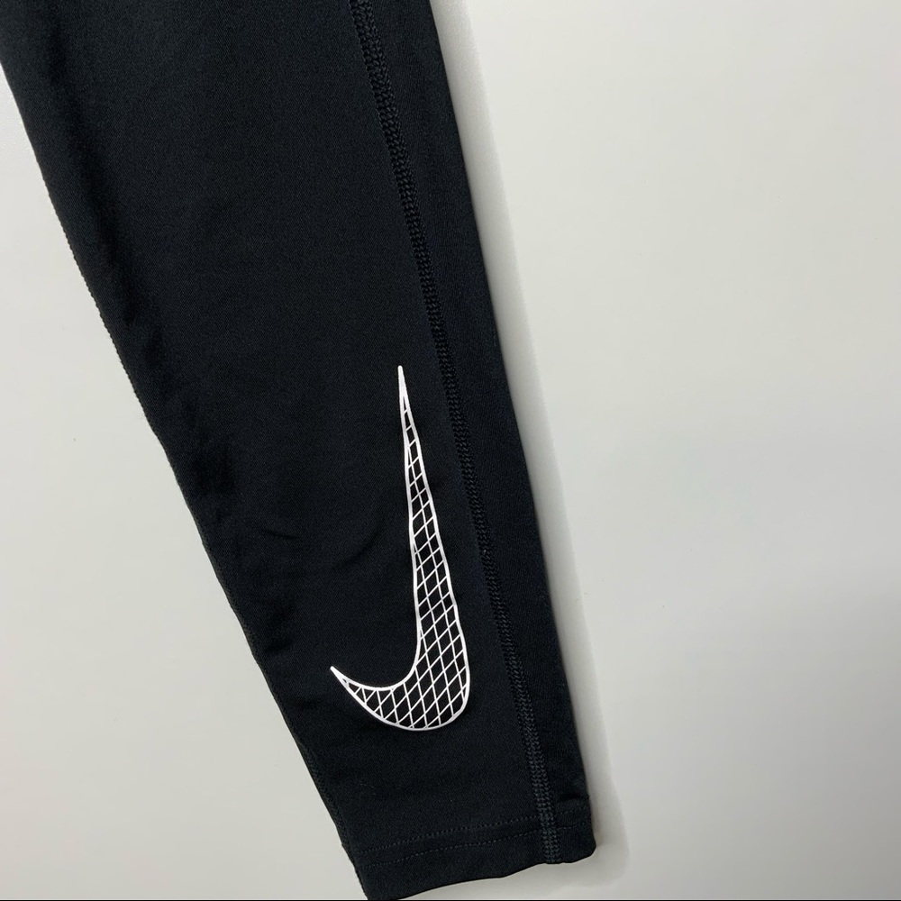 NIKE Pro tights Youth. Size XL. Black and Gray. - Picture 4 of 5